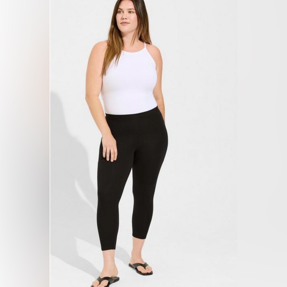 Torrid Black Crop Leggings 3 3X